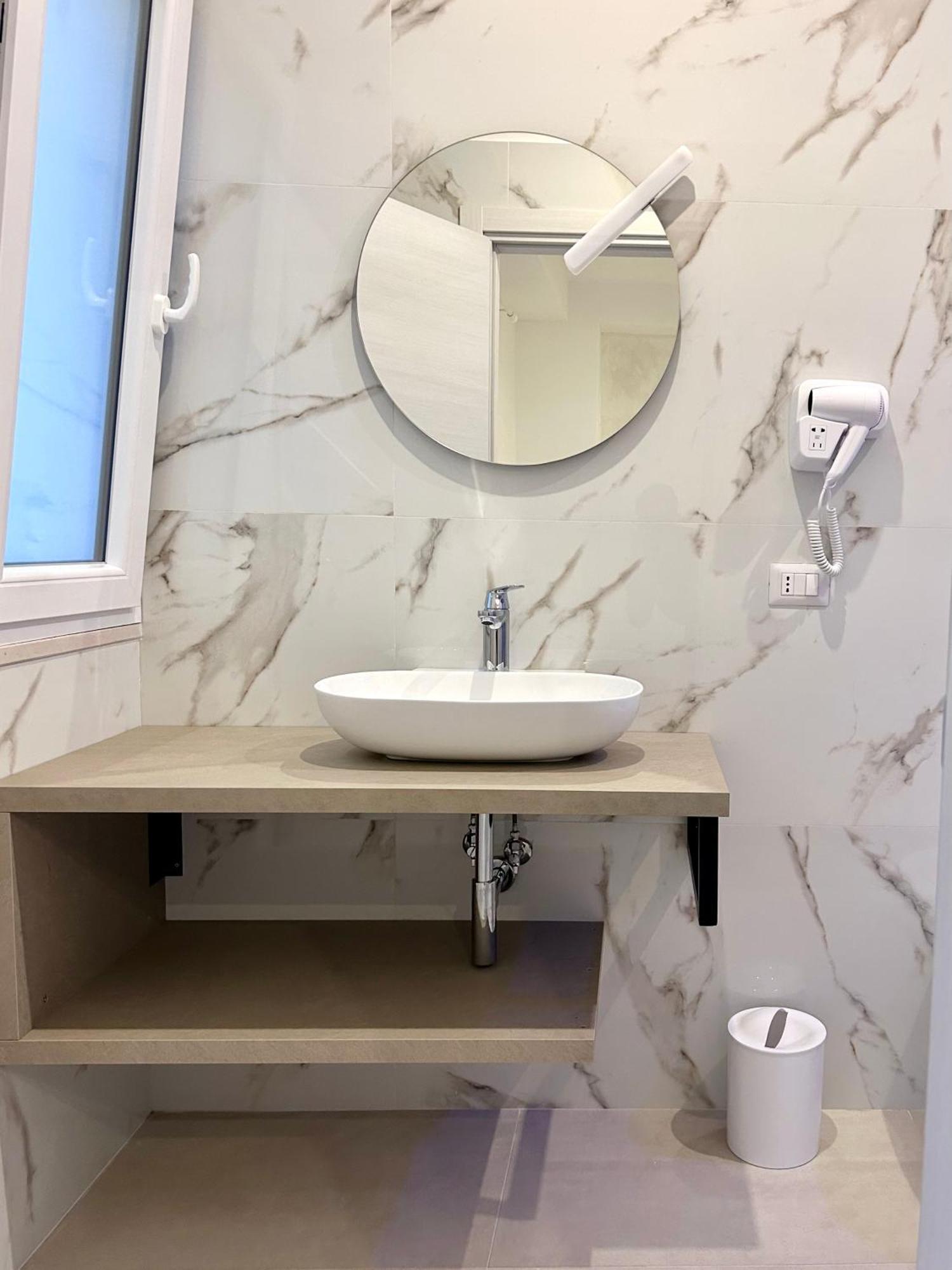 Gemini Luxury Rooms Peschici Exterior foto